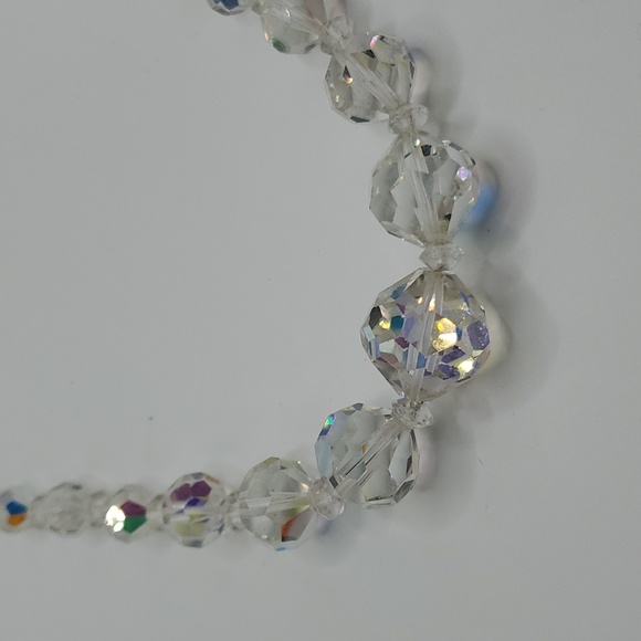 Vintage Faceted Graduated Glass Crystal Aurora Borealis Necklace & Earrings Set - Picture 5 of 7